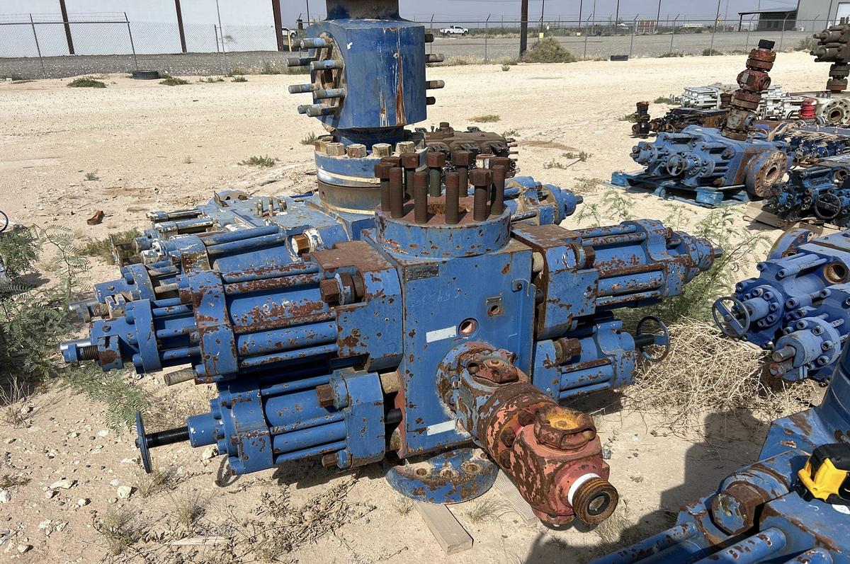 Used 2011 Texas Oil Tools ES56-N569YL Blowout Preventer