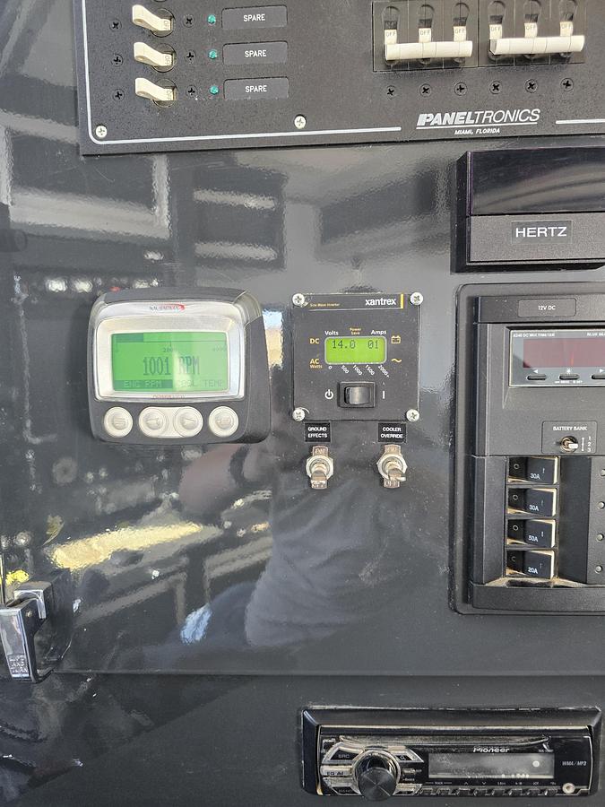 Used 2013 Peterbilt Extreme Wireline Truck