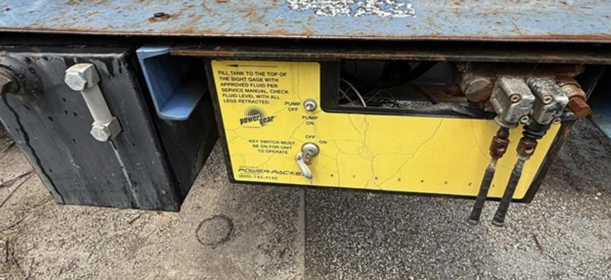 Used 2012 WORLEY WELDING WORKS T/A FRAC MISSILE MANIFOLD TRAILER
