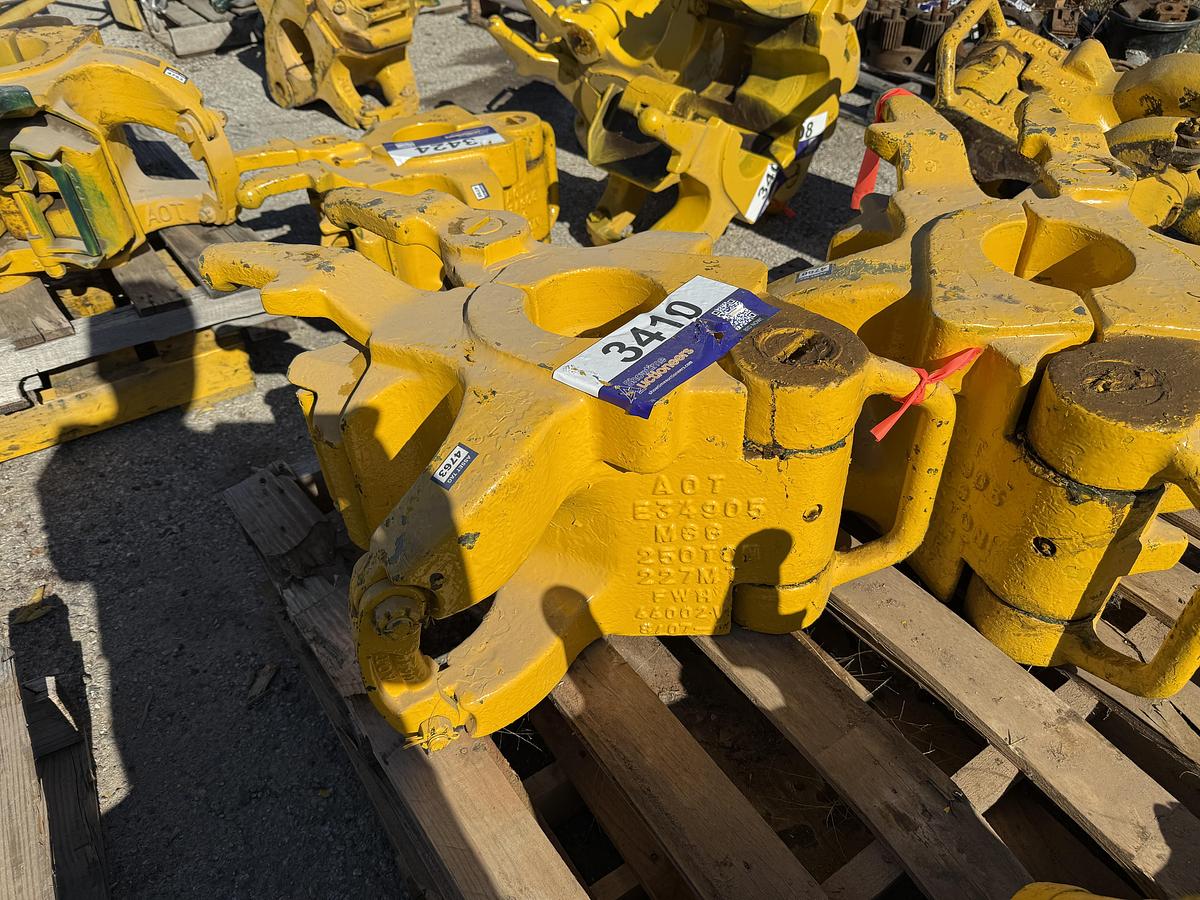 Used AOT MGG 3 1/2'' 250-Ton BN DP Elevators