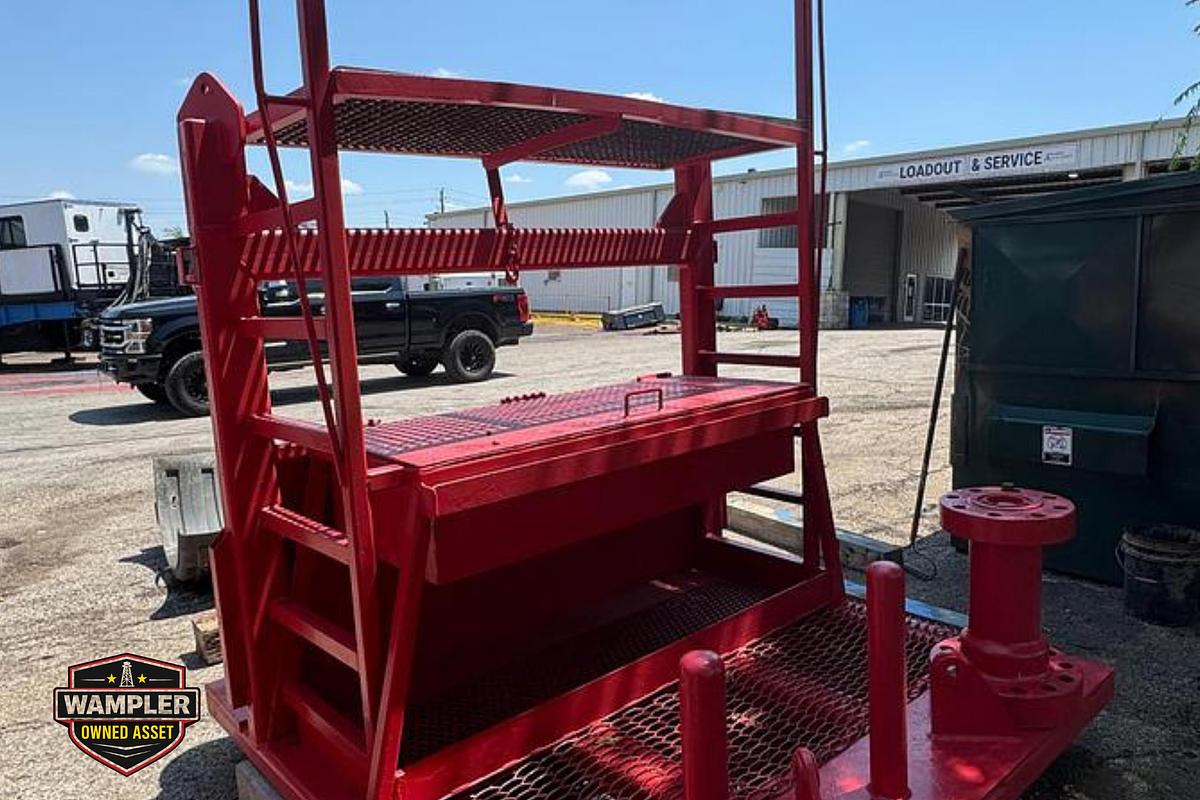 Used Coil Tubing Lubester Rack