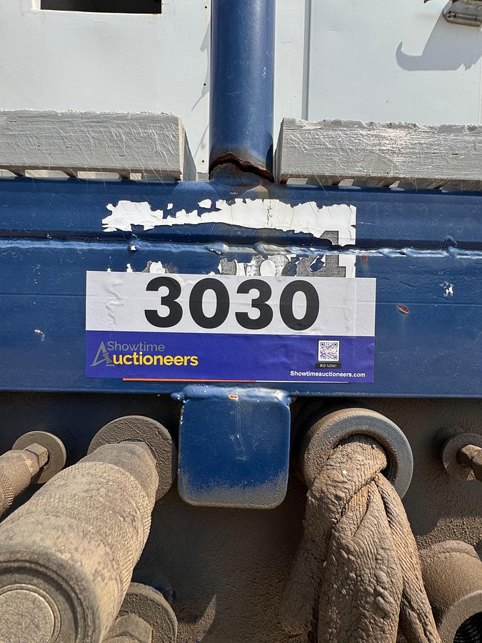Used 2008 National 1800 Series 40 Ton Crane Trailer
