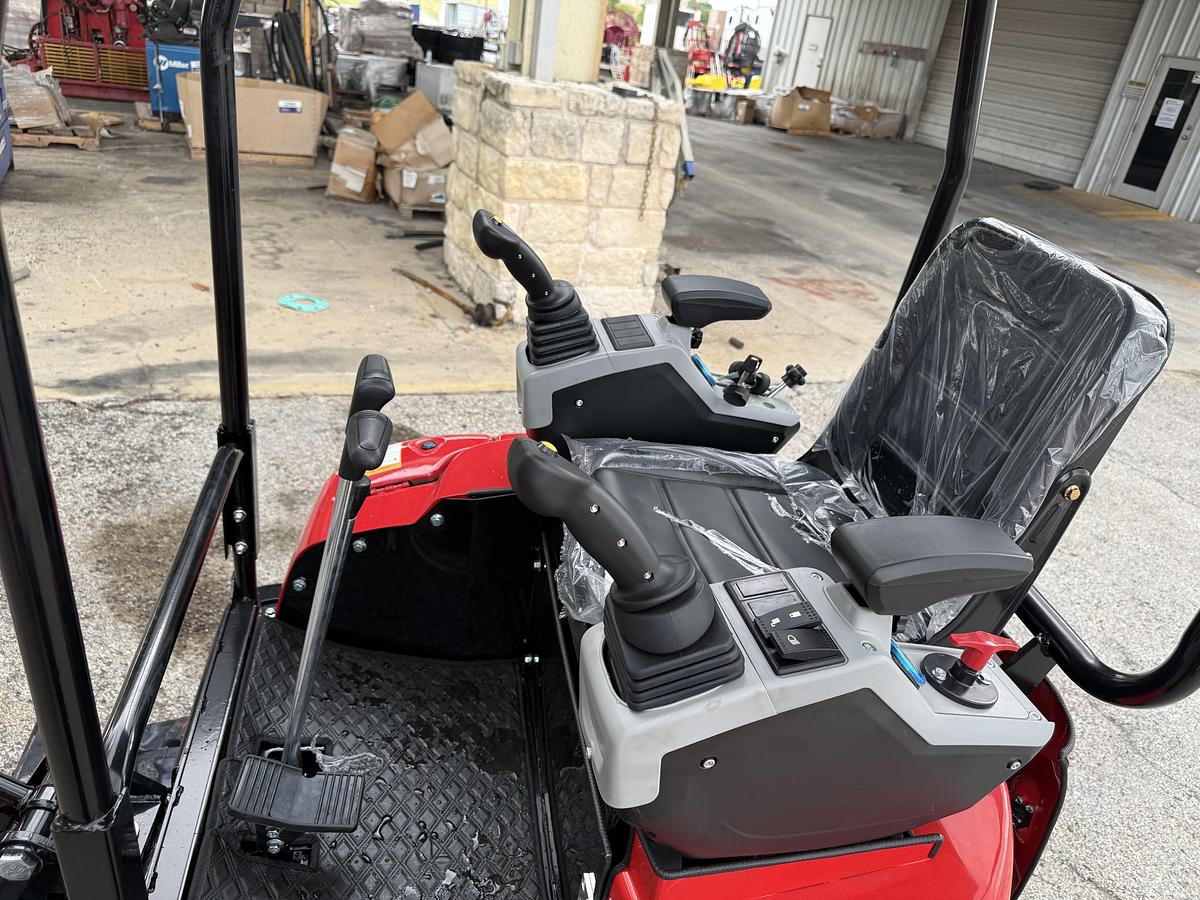 Used 2026 Sdlanch SDEE22 Excavator - BRAND NEW!