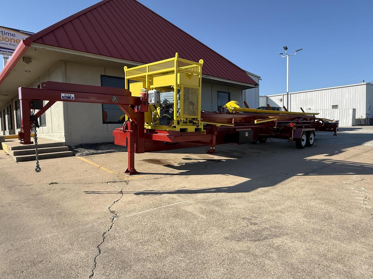 Used Vektor Gooseneck Hydraulic Pipe Handler Trailer