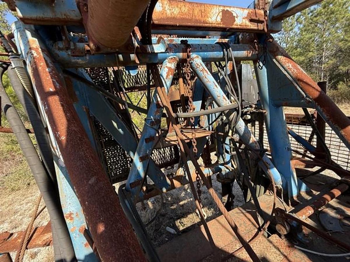 Used 2007 Moor Rig XJ60 DD 104'-200K Well Service Workover Rig