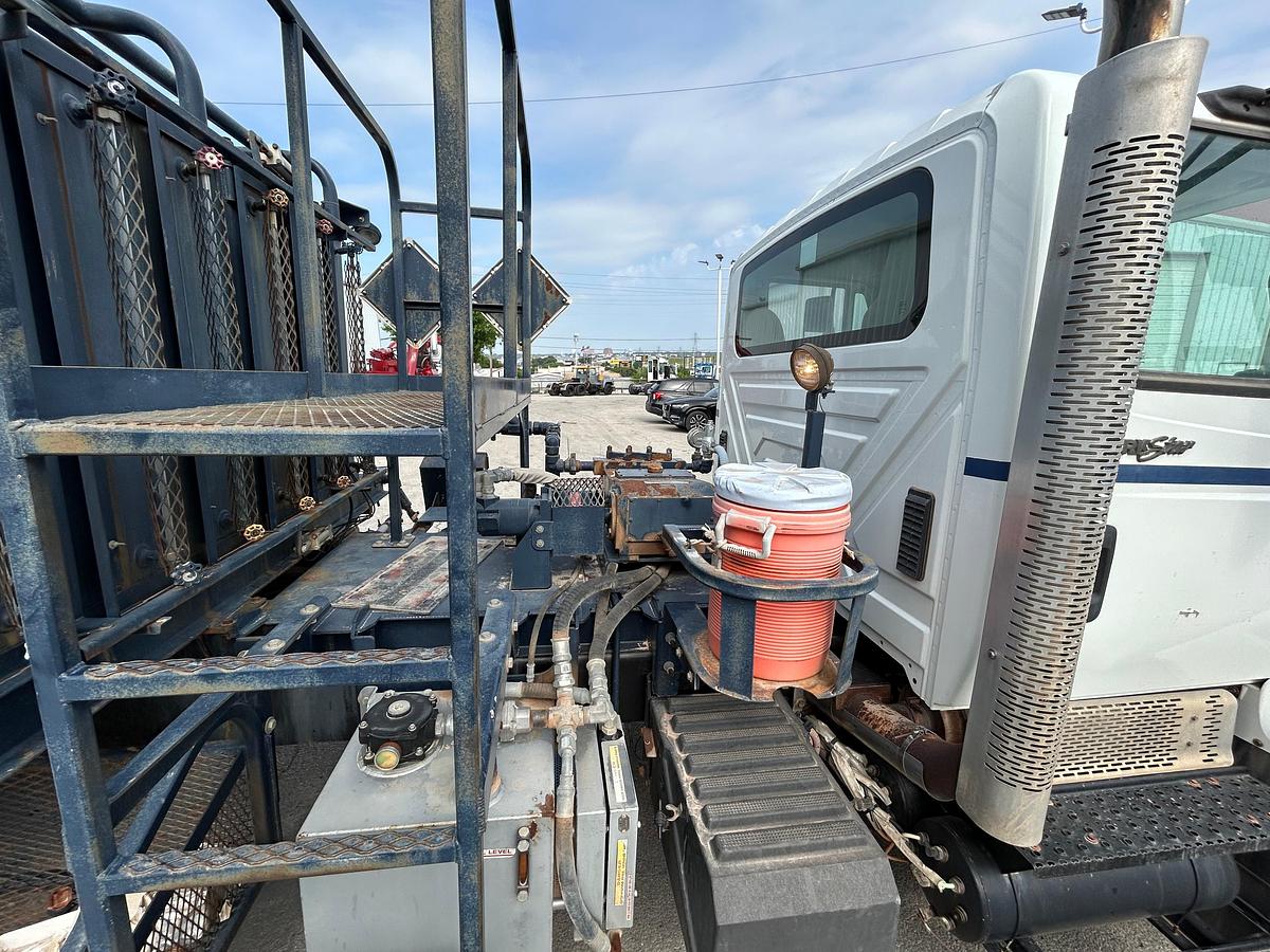 Used 2013 International Workstar 7400 Chemical Theater Truck