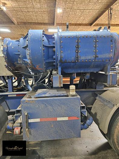 Used BJ Pacemaker 2500HP Triplex Pump