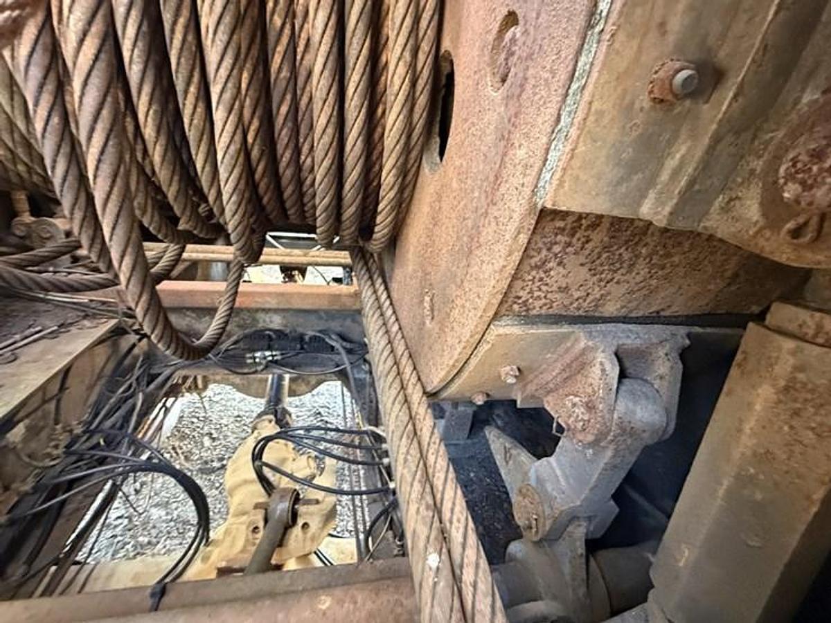 Used 2007 Moor Rig XJ60 DD 104'-200K Well Service Workover Rig