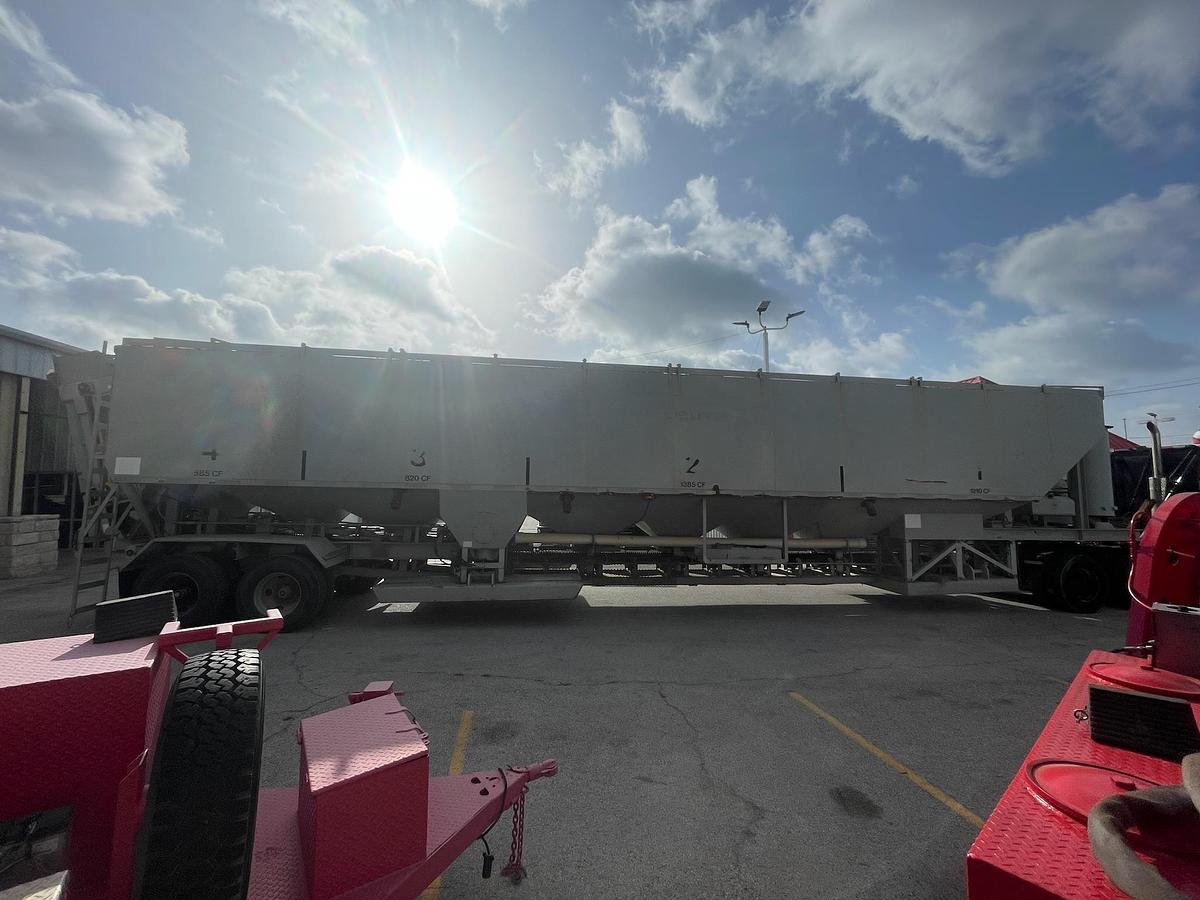 Used 2011 Appco FS-40 Bulk Sand Storage Trailer