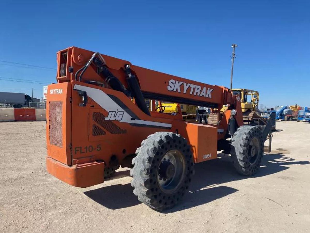 Used 2014 JLG 10054 SKYTRAK Telehandler