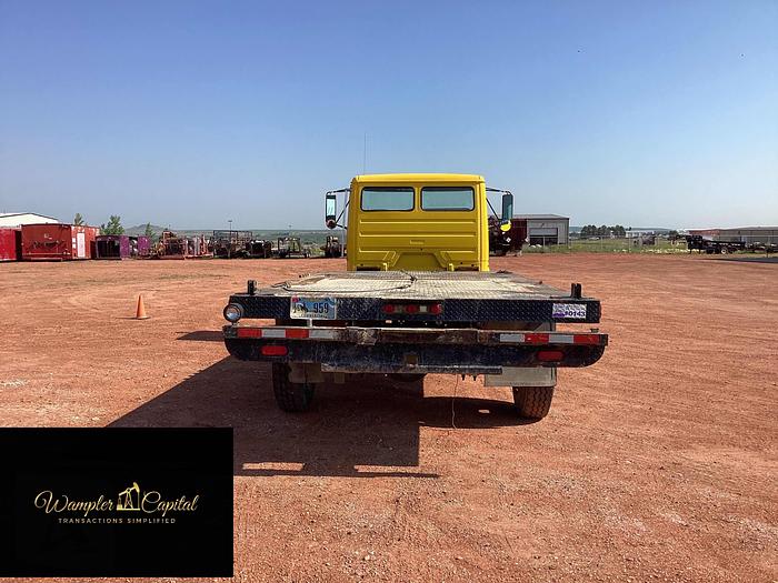 Used 2000 Freightliner FL70 Flatbed Truck FL70