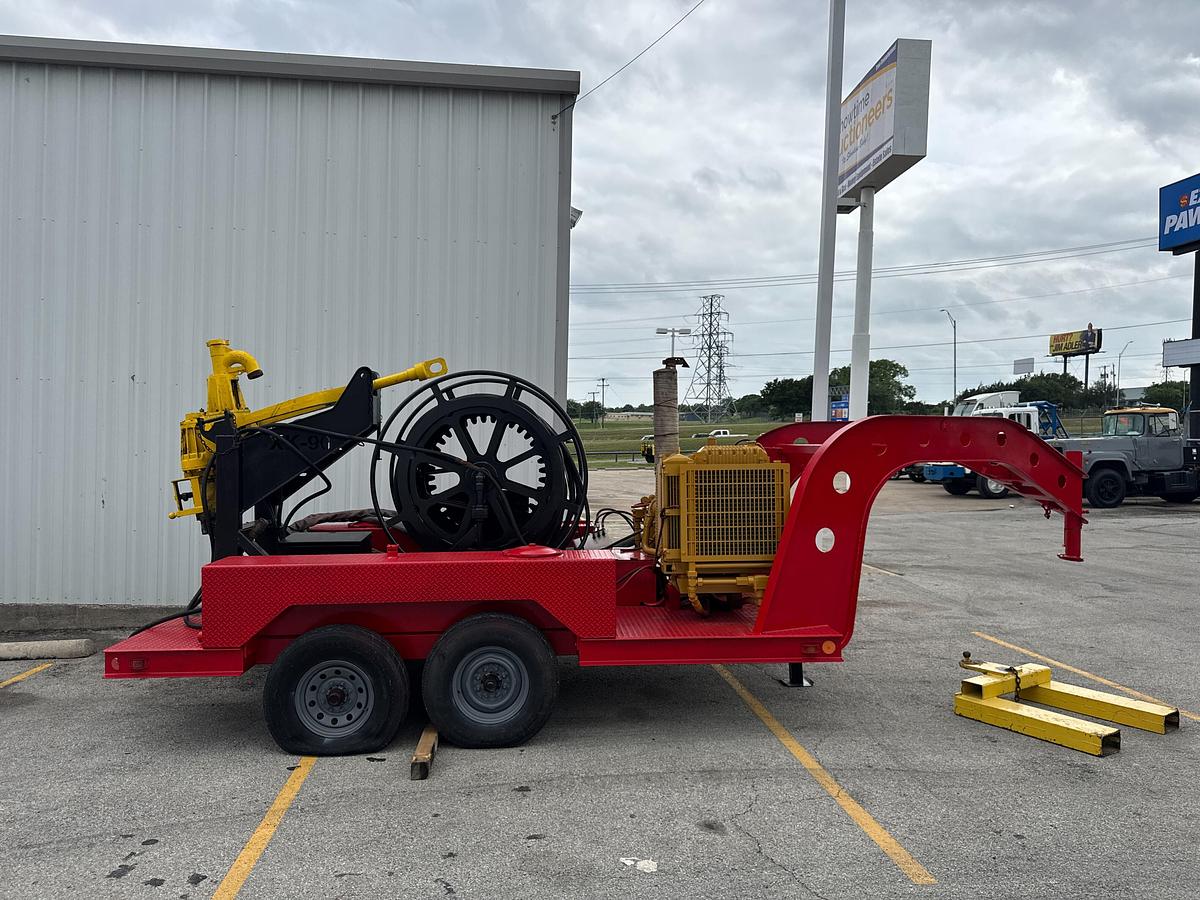 Used 2013 Venturetech XK-90 Gooseneck Trailer