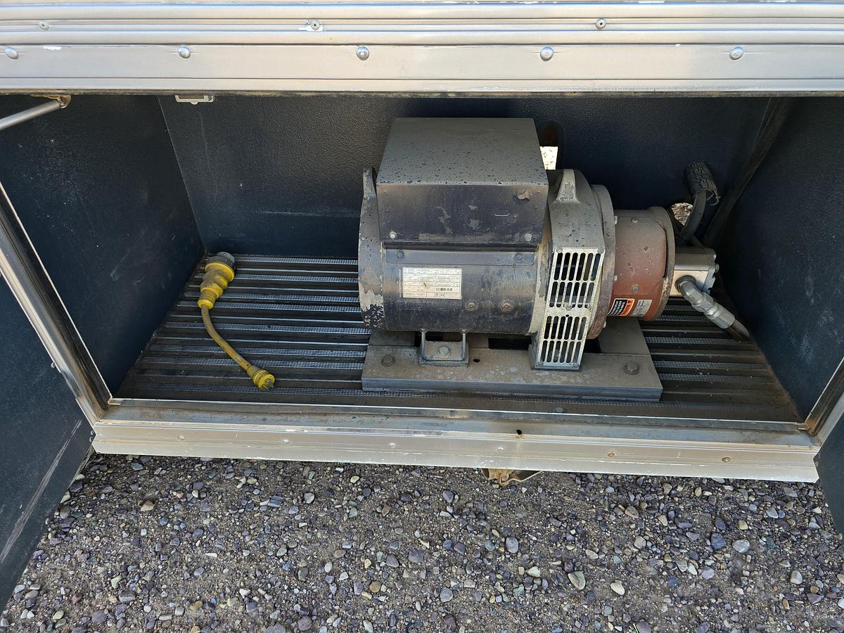 Used 2013 Peterbilt Extreme Wireline Truck