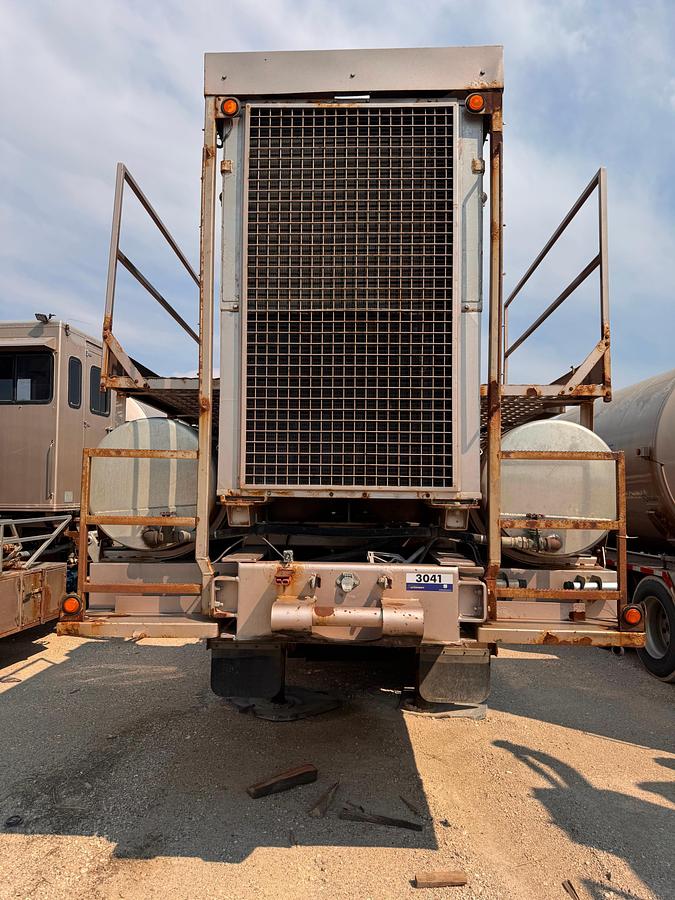 Used 2006 Peerless CH-42-3A 42ft Tri-Axle Drop Deck Non-Fired Nitrogen Pumping Trailer