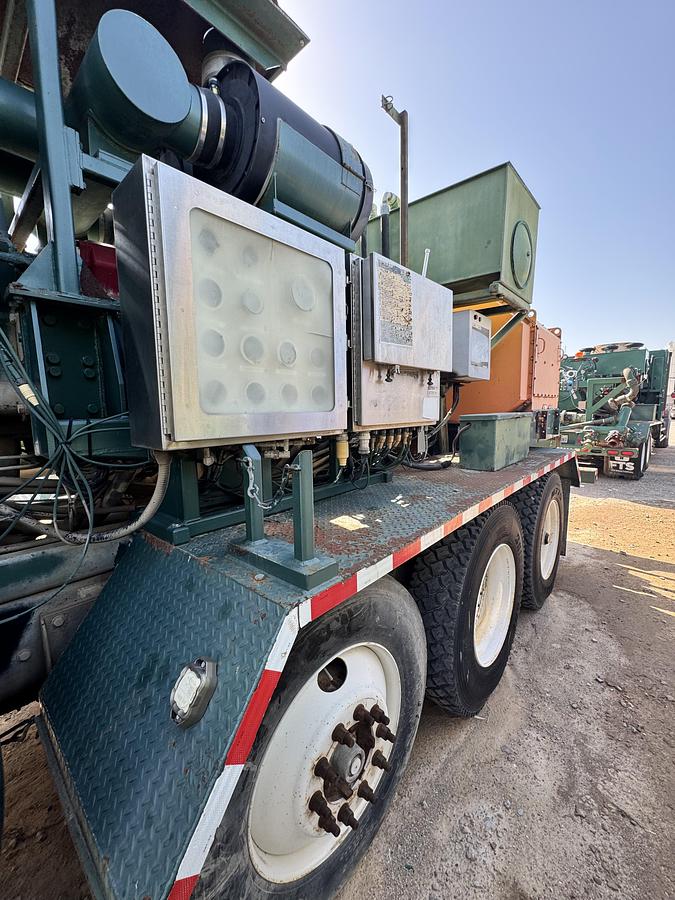 Used 2011 Mack High-Pressure Frac Pump Truck - GU813