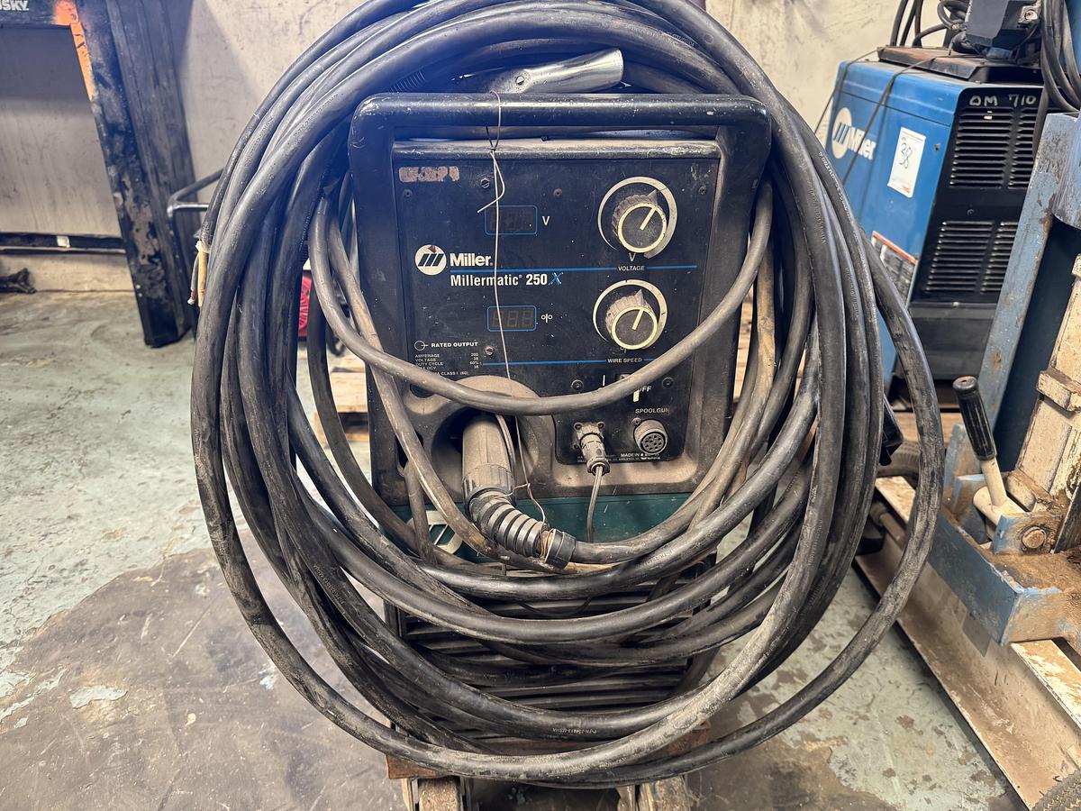 Used Miller CP-302 Welder
