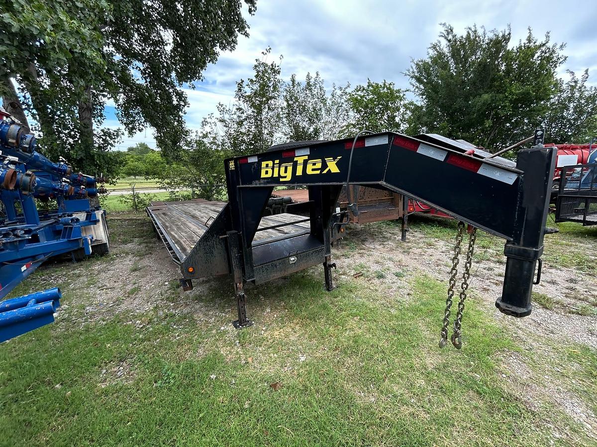 Used 2013 Big Tex 25ft Gooseneck Trailer