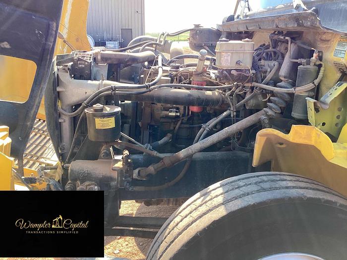 Used 2000 Freightliner FL70 Flatbed Truck FL70