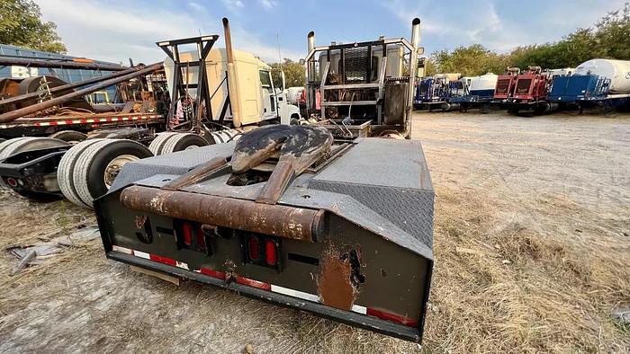 Used 1988 Peterbilt 379 Winch Truck, Braden Winch