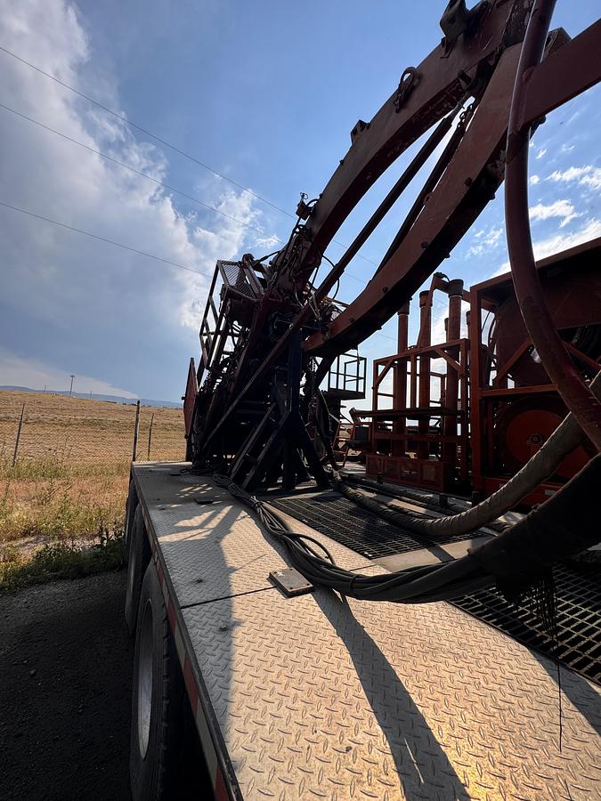 Used 2010 Stewart & Stevenson 4-Axle Coil Tubing Trailer - S&S 80k Injector Head - NICE!