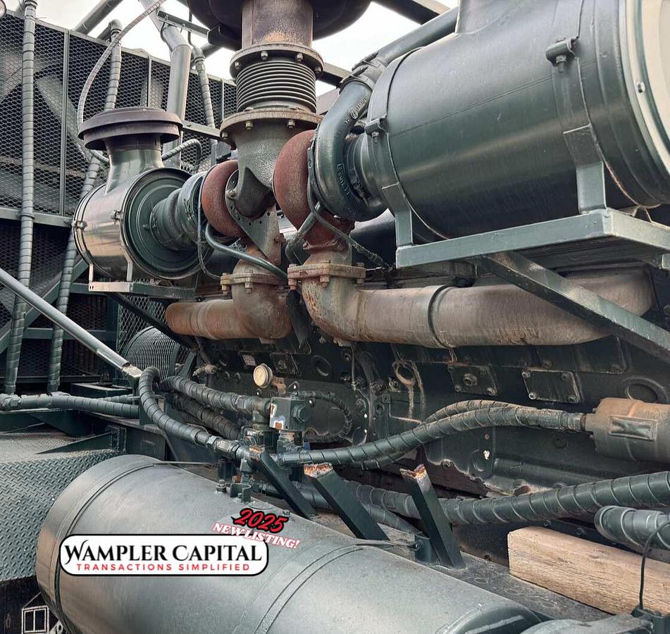 Used Detroit 12V92TT Frac Pump Trailer