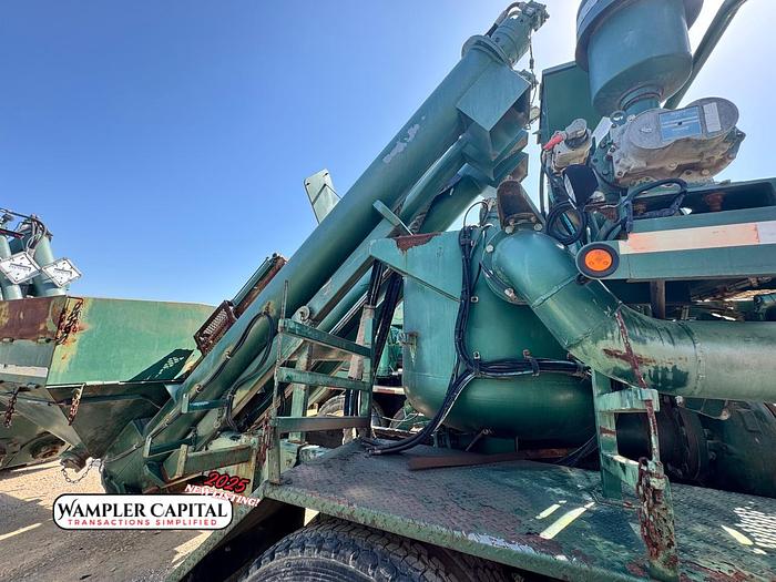 Used High-Capacity Frac Blender Truck - T800