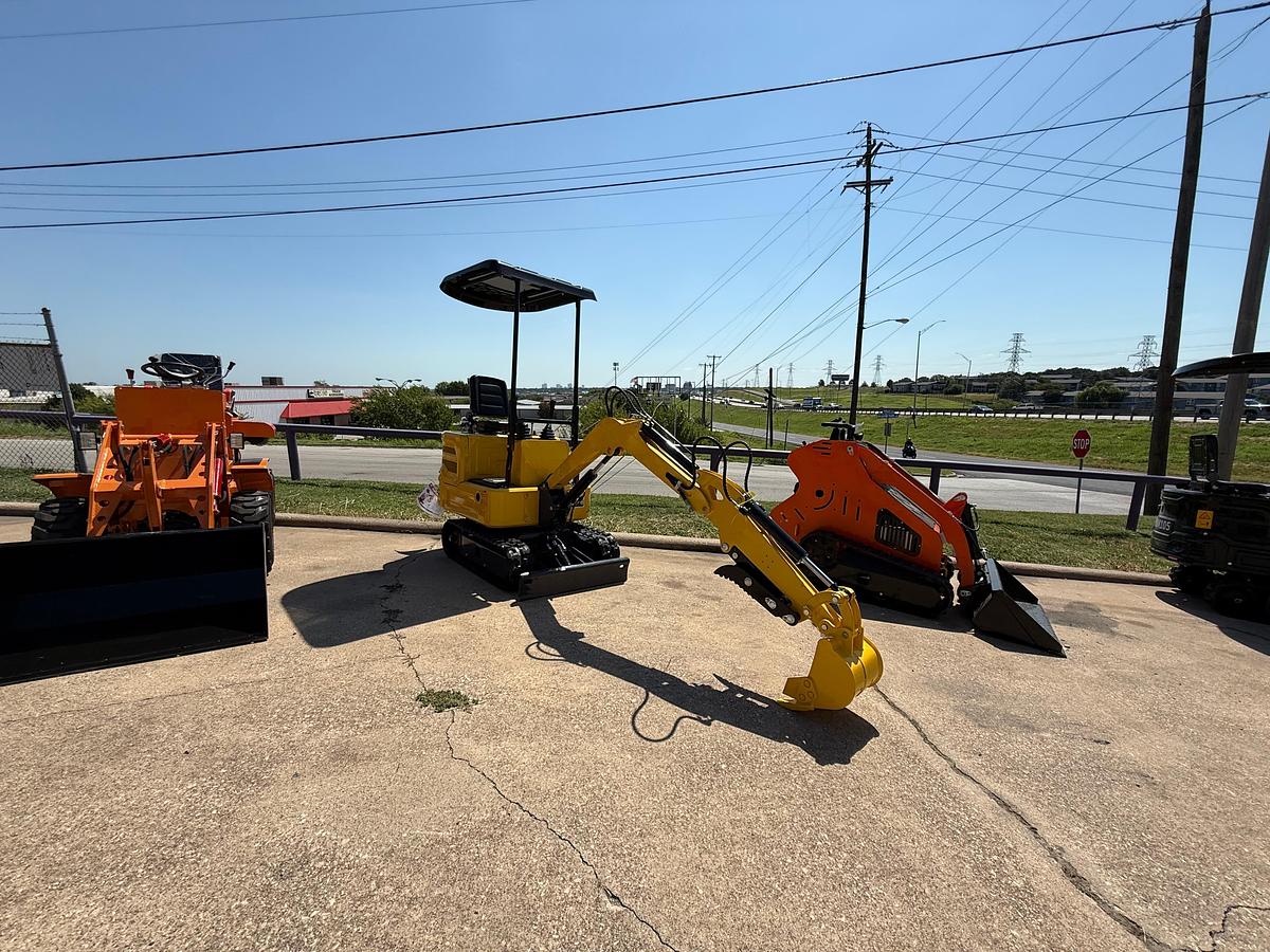 2025 Mach Pro MP15 Excavator - Brand New!