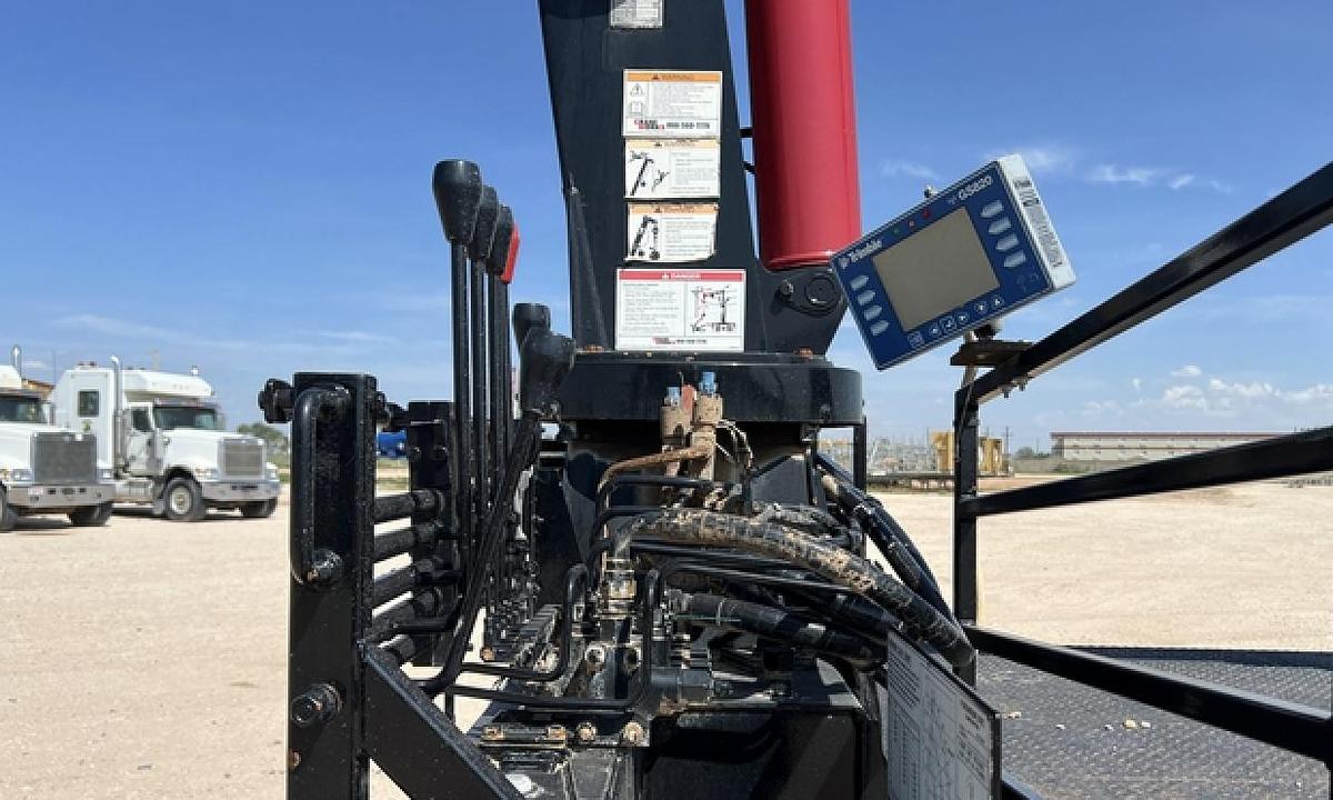 Used 2006 Western Star 4900 Boom Truck, Sleeper