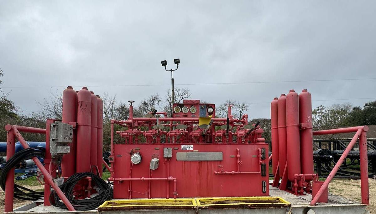 Used BPMF 7-STATION 12-BOTTLE 120-GALLON Triplex Accumulator Pump