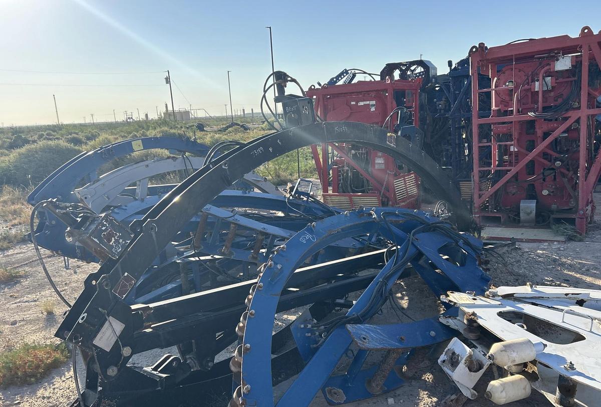 Used (8) Coil Tubing Guide Arms