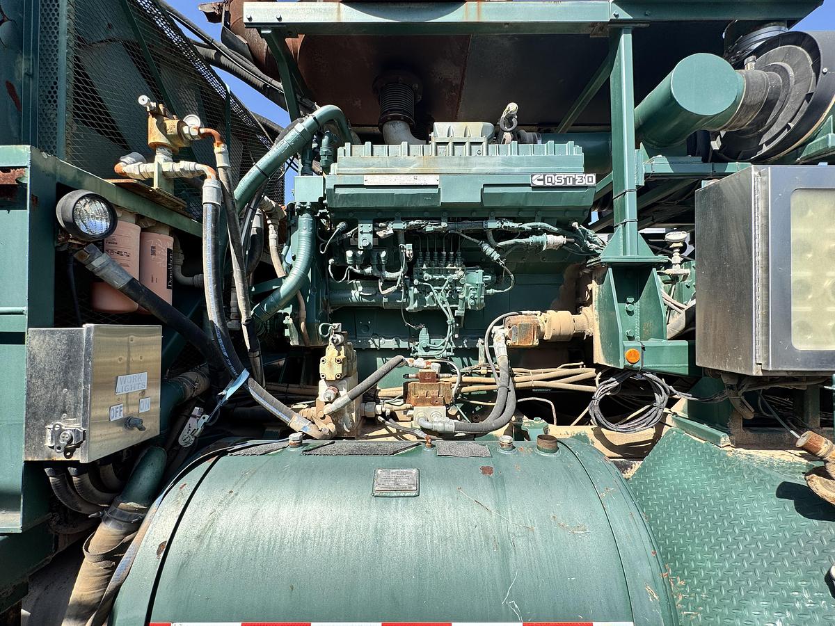 Used 2010 Mack High-Pressure Frac Pump Truck - GU820