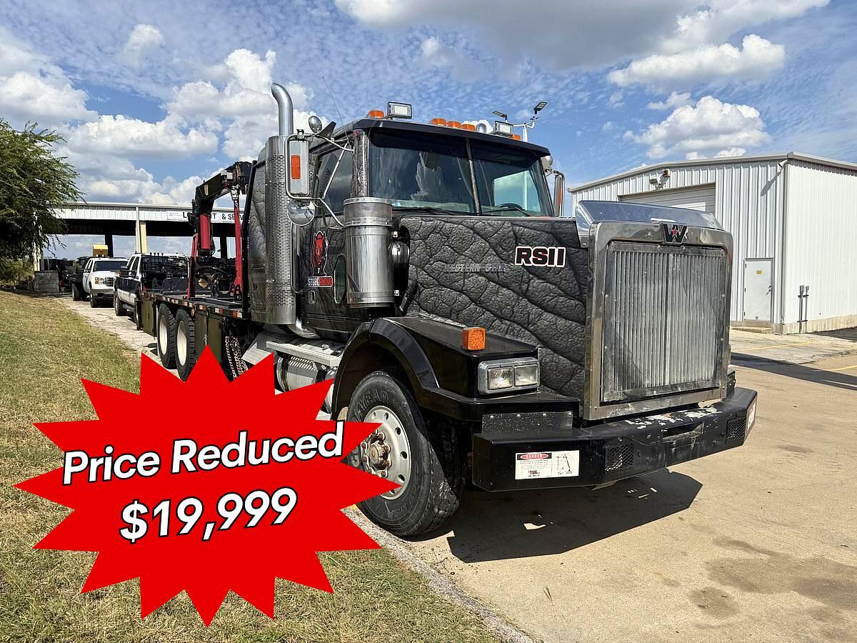 Used 2006 Western Star 4900 Boom Truck, Sleeper