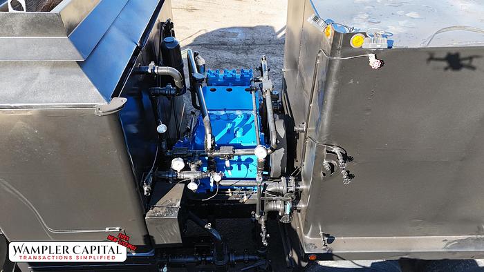 Used 2005 Freightliner Columbia Hot Oiler