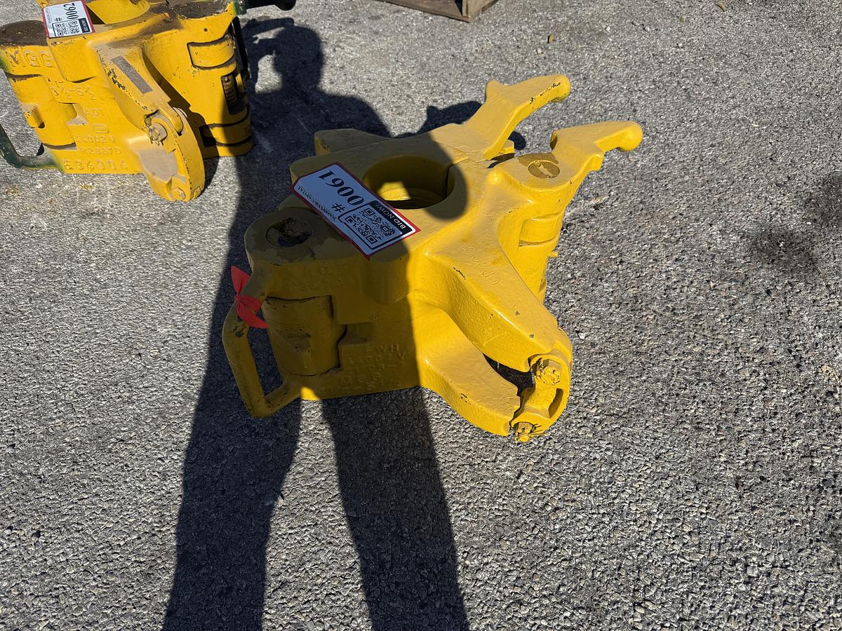 Used AOT MGG 3 1/2'' - 5 1/2'' 250-Ton DP BN Elevators