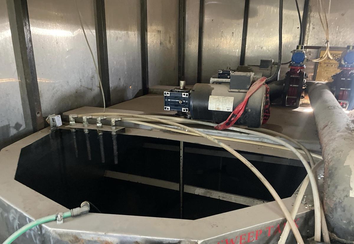 Used 2018 Doonan Additive Mixing Trailer