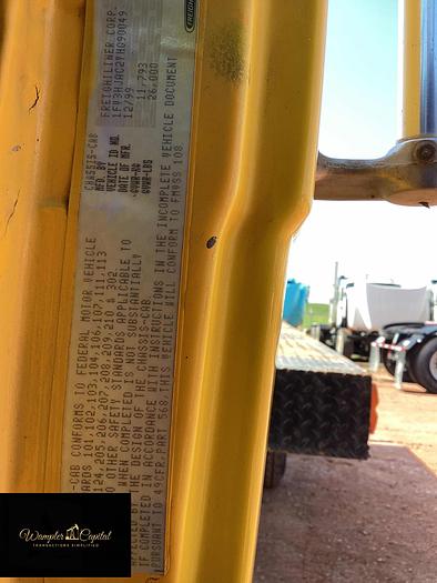 Used 2000 Freightliner FL70 Flatbed Truck FL70