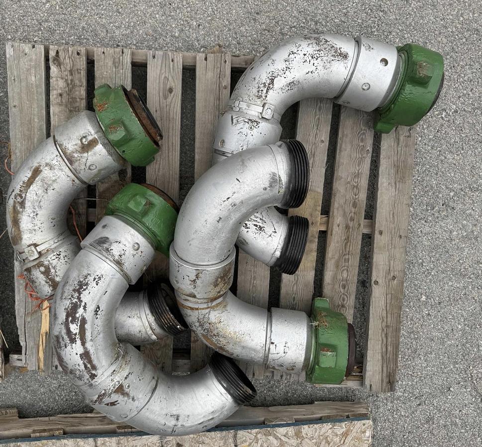 Used (16) 4" Fig. 1002 Chicksans