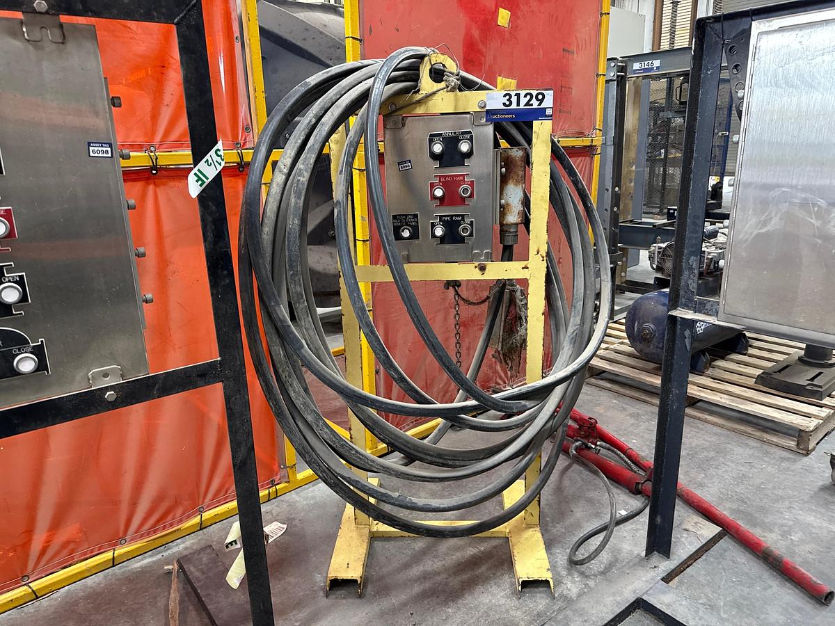 Used Electric Closing Unit Panel