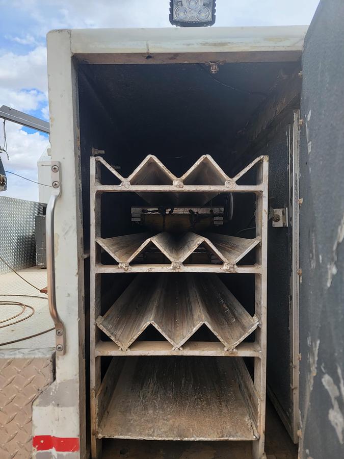 Used 2013 Peterbilt Extreme Wireline Truck