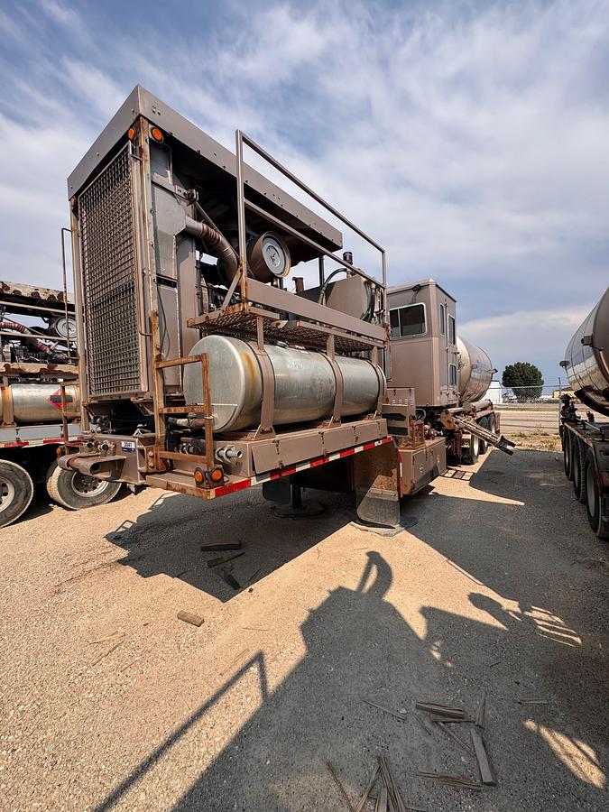 Used 2006 Peerless CH-42-3A 42ft Tri-Axle Drop Deck Non-Fired Nitrogen Pumping Trailer