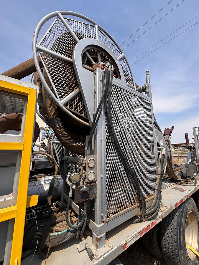 Used 2008 NOV HydraRig Coil Tubing Support Trailer - BOP Remote Control - Hose Reels