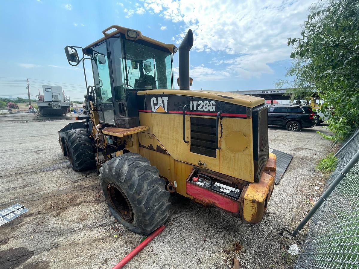Used 2002 Caterpillar IT28G Wheel Loader