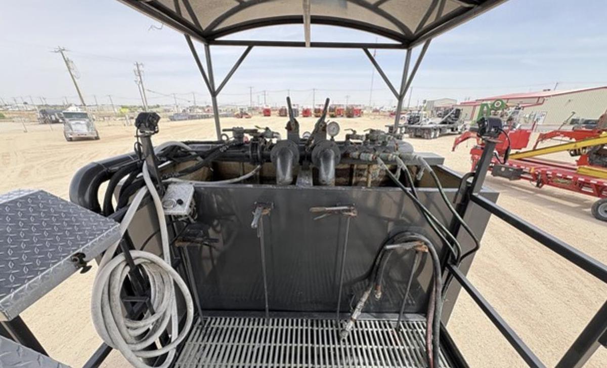 Used 2018 Nov Rolligon Chemical Mixing Unit Big Tex