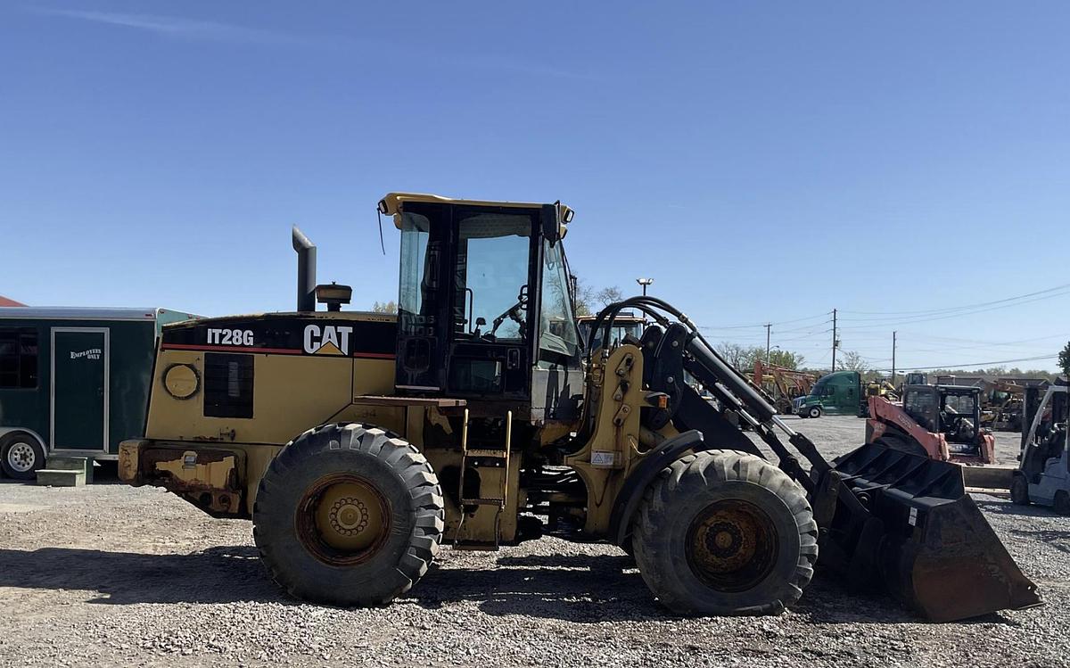 Used 2002 CaterpilLar IT28G Wheel Loader