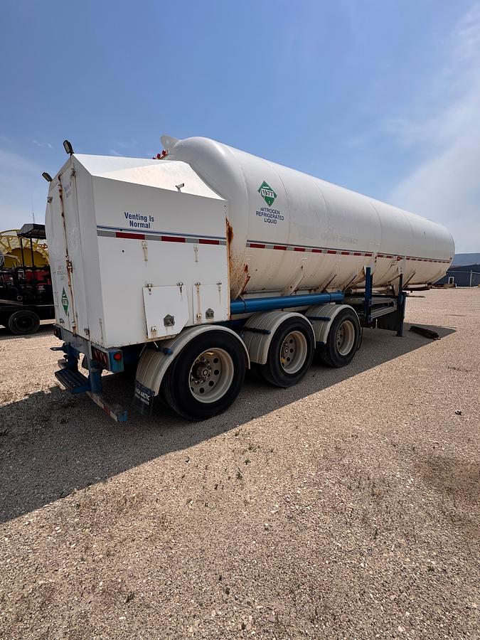 Used 2004 HydraRig 9600 Nitrogen Bulk Trailer - HARD TO FIND!