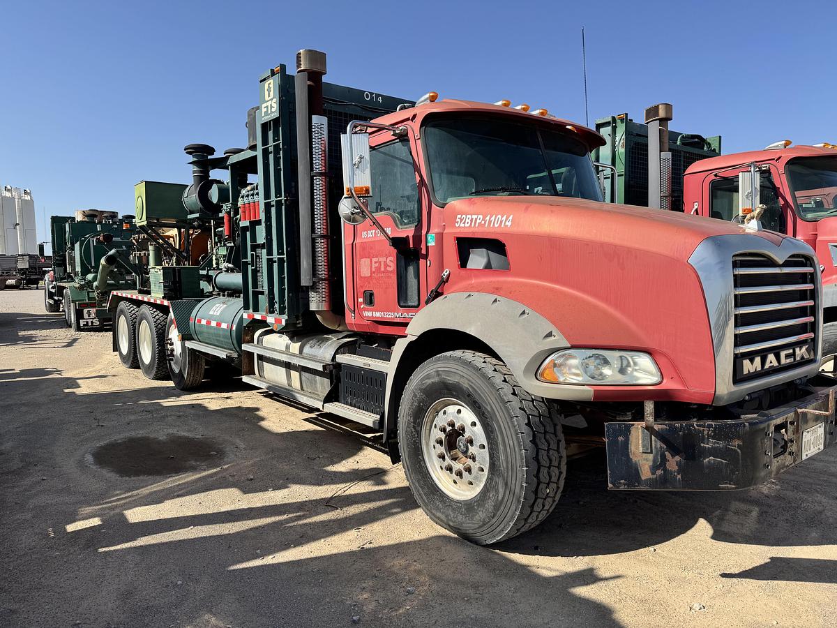 Used 2011 Mack High-Pressure Frac Pump Truck - GU813
