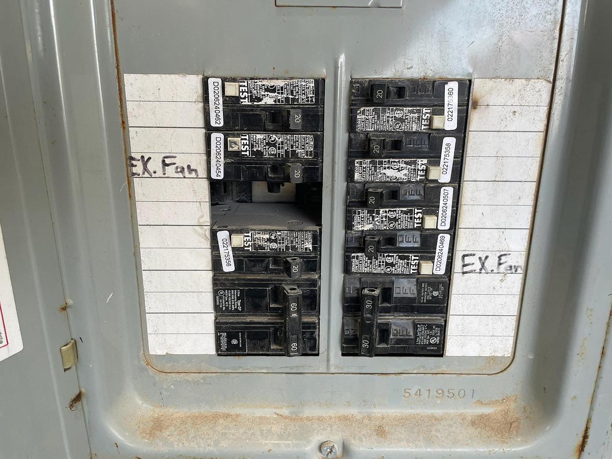 Used Siemens 125 Amp Portable Power Distribution Panel with Multiple 120V Duplex Receptacles