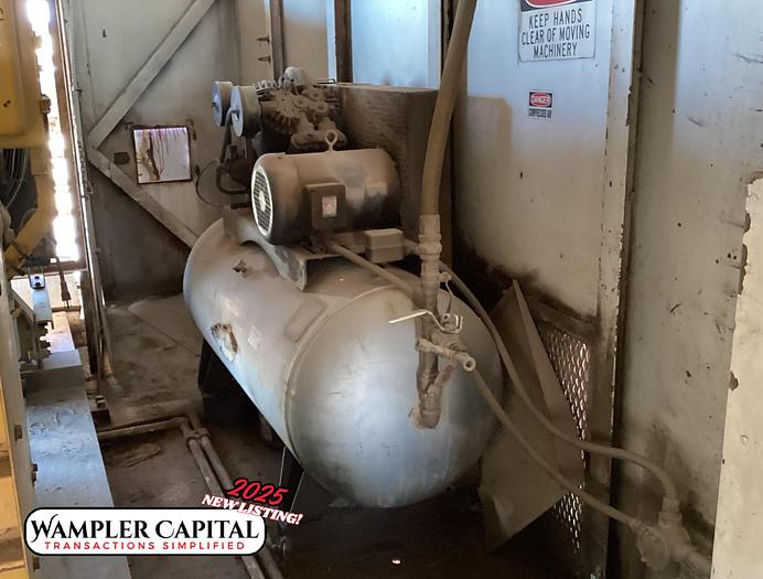 Used CAT SR4 210KW Generator - CAT 3406 Diesel Engine - Air Compressor - Transformer