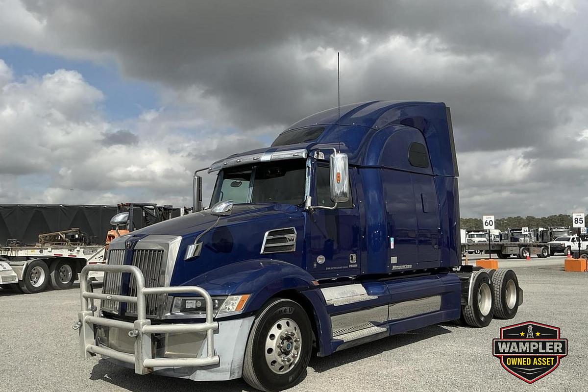 Used 2022 Western Star 5700 6x4 Sleeper Truck Tractor