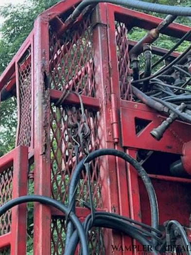 Used 2007 120K  Freightliner Bobtail Rig Assist Snubbing Unit